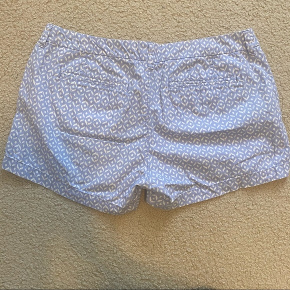 Old Navy Periwinkle with White Design Cloth Shorts - Picture 4 of 7